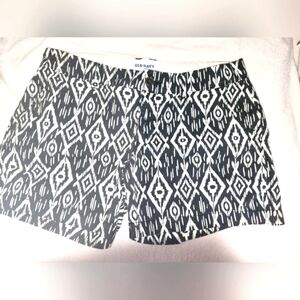 Old Navy Black and White Women's Shorts‎